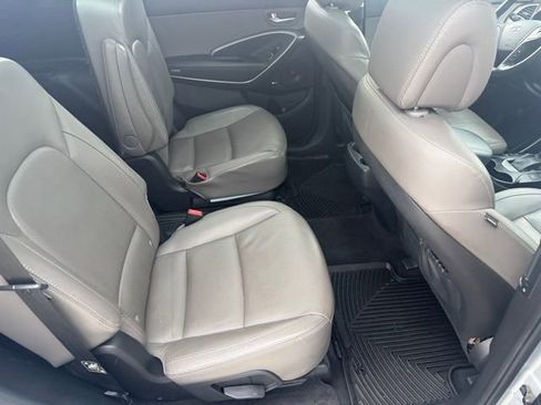 Used 2018 Hyundai Santa Fe Limited image 37