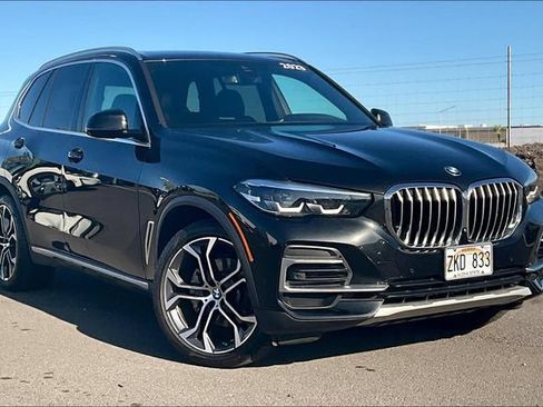 Used 2023 BMW X5 xDrive40i w/ Parking Assistance Package AWD/4WD image 11