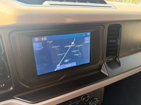 Used 2023 Ford Bronco Wildtrak AWD/4WD image 26