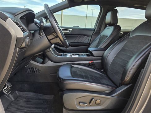 Used 2022 Ford Edge ST-Line image 19
