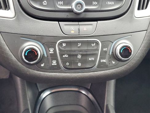 Used 2024 Chevrolet Malibu LT image 18