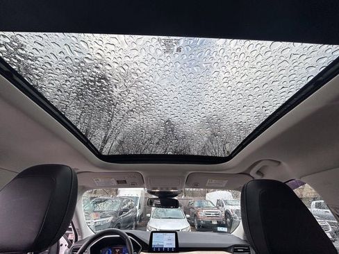 Used 2022 Ford Escape Titanium w/ Titanium Elite Package image 25