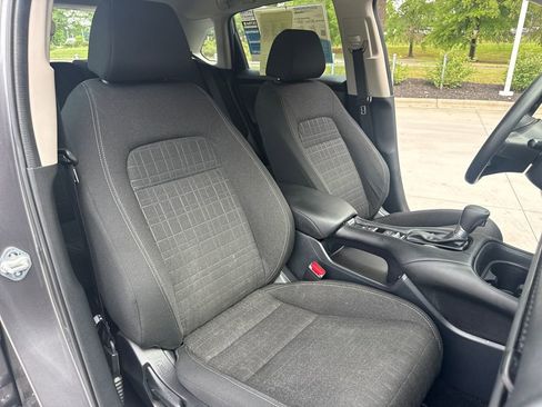 Used 2025 Honda HR-V LX image 35