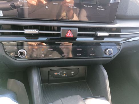 New 2026 Kia Sportage LX image 22