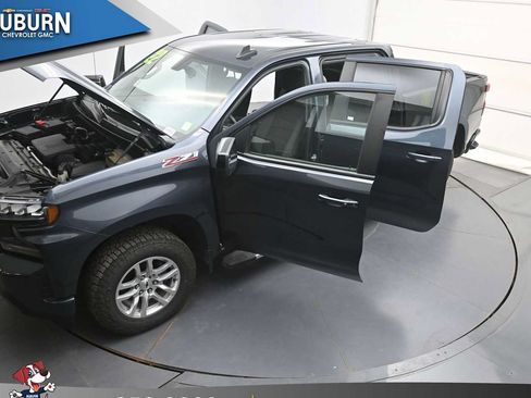 Used 2022 Chevrolet Silverado 1500 RST AWD/4WD image 37