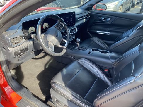 Used 2024 Ford Mustang Premium image 11