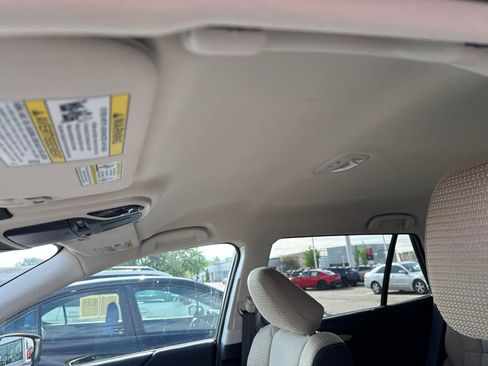 Used 2025 Subaru Outback Premium w/ Popular Package #1A AWD/4WD image 17