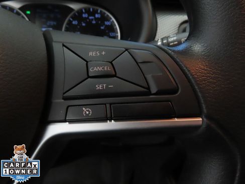 Used 2019 Nissan Kicks S image 14