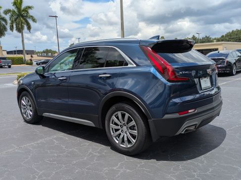 Used 2019 Cadillac XT4 Premium Luxury FWD image 4