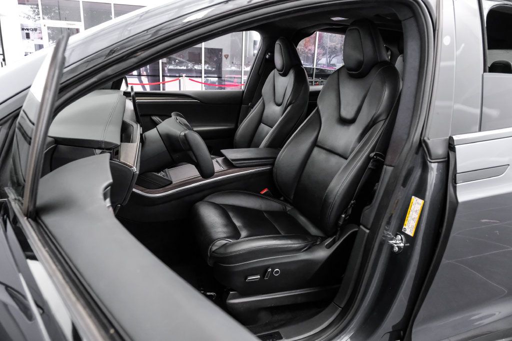 Used 2022 Tesla Model X AWD/4WD image 39