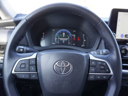 Used 2025 Toyota Grand Highlander XLE image 28
