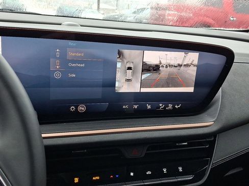 Used 2025 Buick Envision Sport Touring image 18