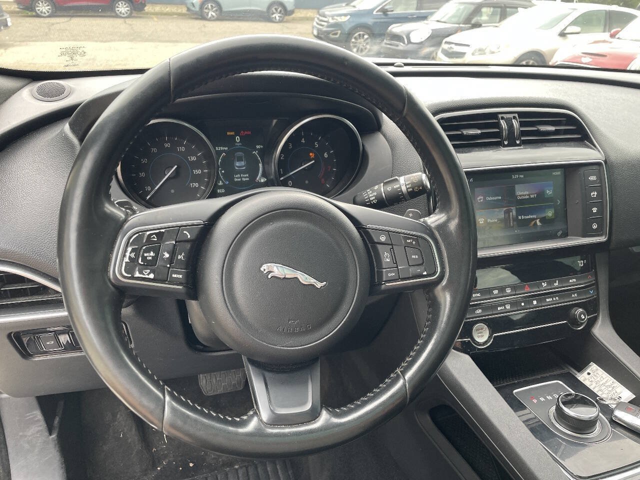 Used 2017 Jaguar F-PACE Prestige AWD/4WD image 42