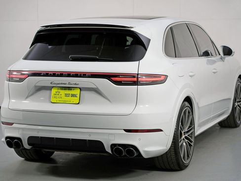 Used 2019 Porsche Cayenne Turbo image 56