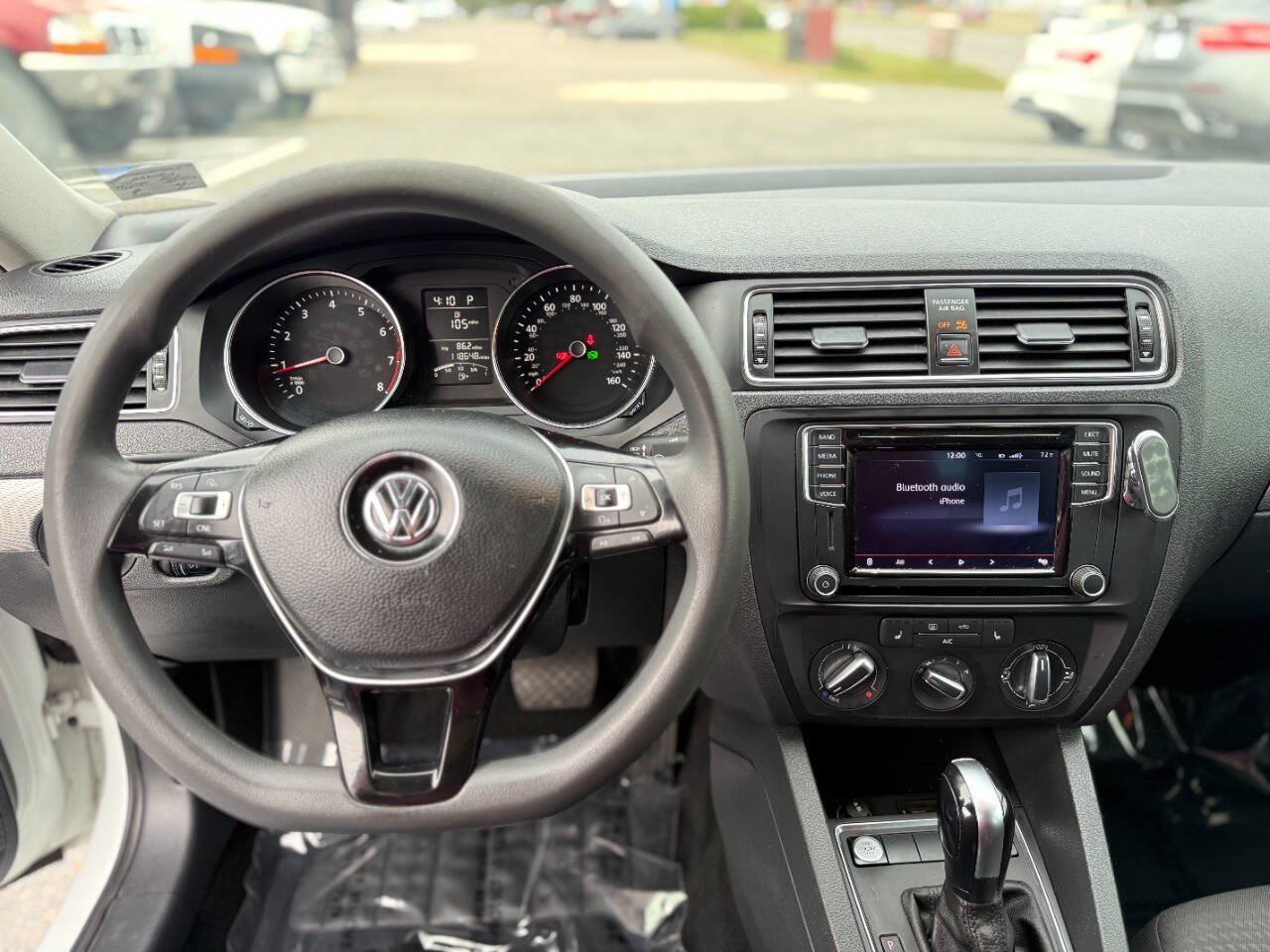 Used 2016 Volkswagen Jetta SE FWD image 16
