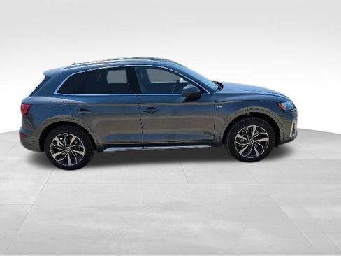 Used 2023 Audi Q5 2.0T Premium Plus AWD/4WD image 2