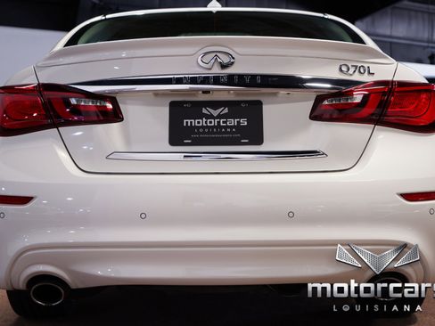 Used 2015 INFINITI Q70 L 3.7 w/ Deluxe Touring Package image 19