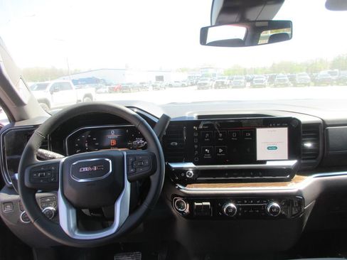 New 2026 GMC Sierra 3500 SLE w/ SLE Value Package AWD/4WD image 14