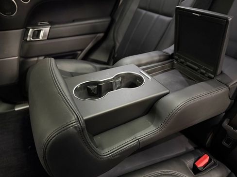 Used 2018 Land Rover Range Rover Sport Supercharged image 19