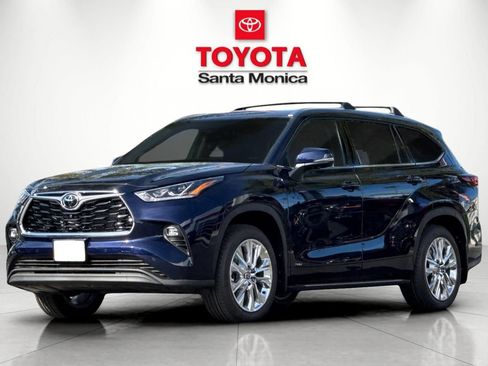 New 2026 Toyota Highlander Limited AWD/4WD image 6