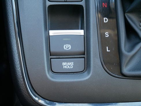 Certified 2024 Honda CR-V EX-L image 32