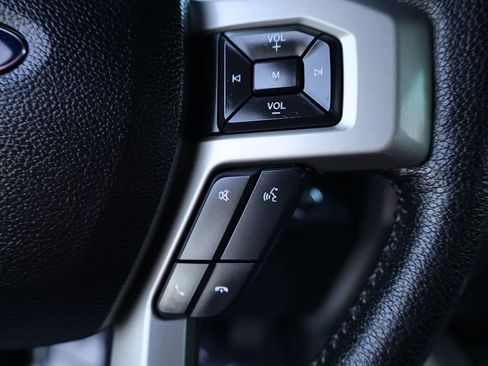 Used 2015 Ford F150 Lariat AWD/4WD image 24
