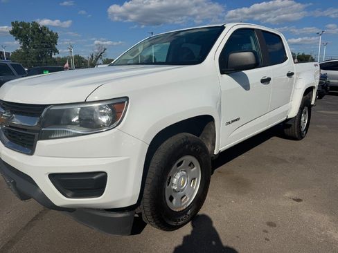 Used 2020 Chevrolet Colorado W/T w/ WT Convenience Package AWD/4WD image 9
