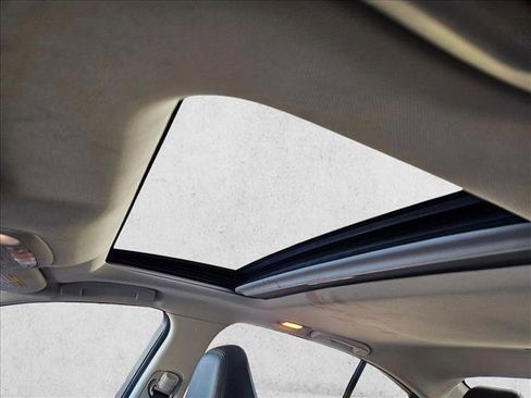 Used 2018 INFINITI Q50 Luxe image 16