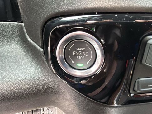 New 2026 GMC Sierra 1500 Elevation image 11