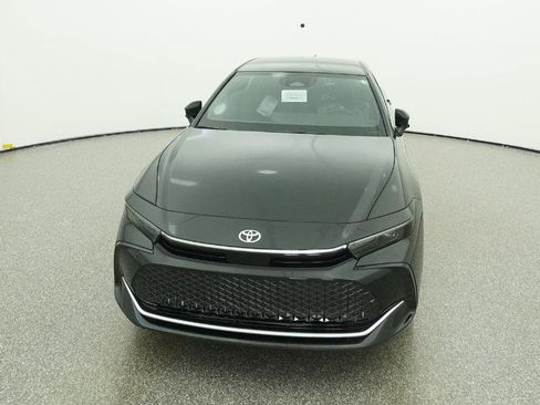 New 2026 Toyota Crown XLE image 2