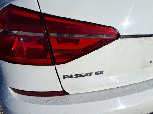 Used 2016 Volkswagen Passat 1.8T SE image 10