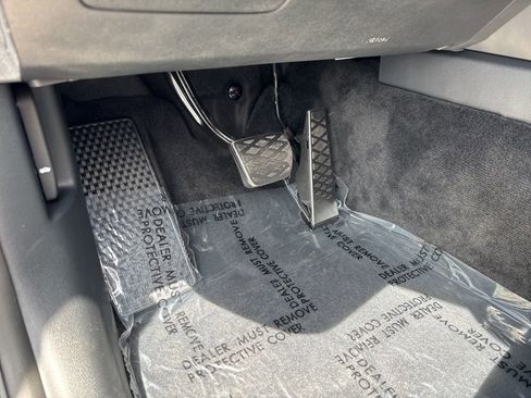 New 2026 Genesis Electrified GV70 image 22