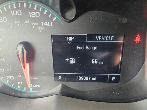 Used 2022 Chevrolet Trax LT w/ Driver Confidence Package AWD/4WD image 16