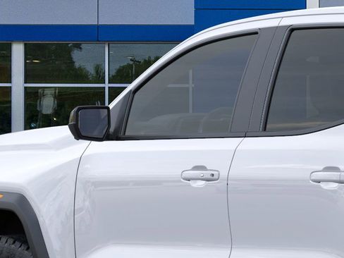 New 2025 GMC Canyon Elevation w/ Convenience Package image 36