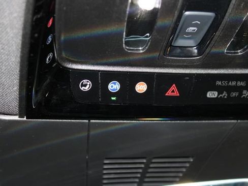 Certified 2024 Cadillac Lyriq Sport AWD/4WD image 27