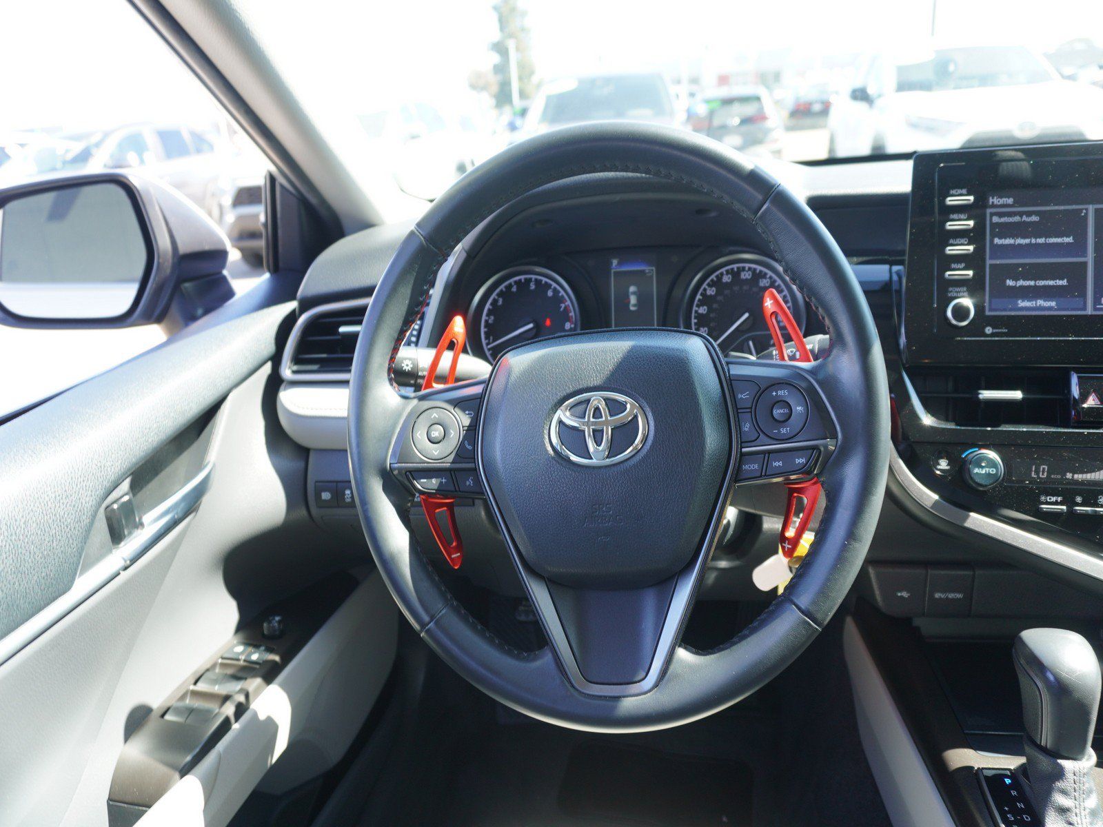 Used 2023 Toyota Camry SE FWD image 13
