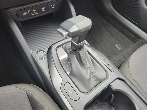 New 2026 Kia K4 LXS image 34