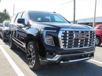 Used 2025 GMC Yukon Denali w/ Sun & Power Step Package