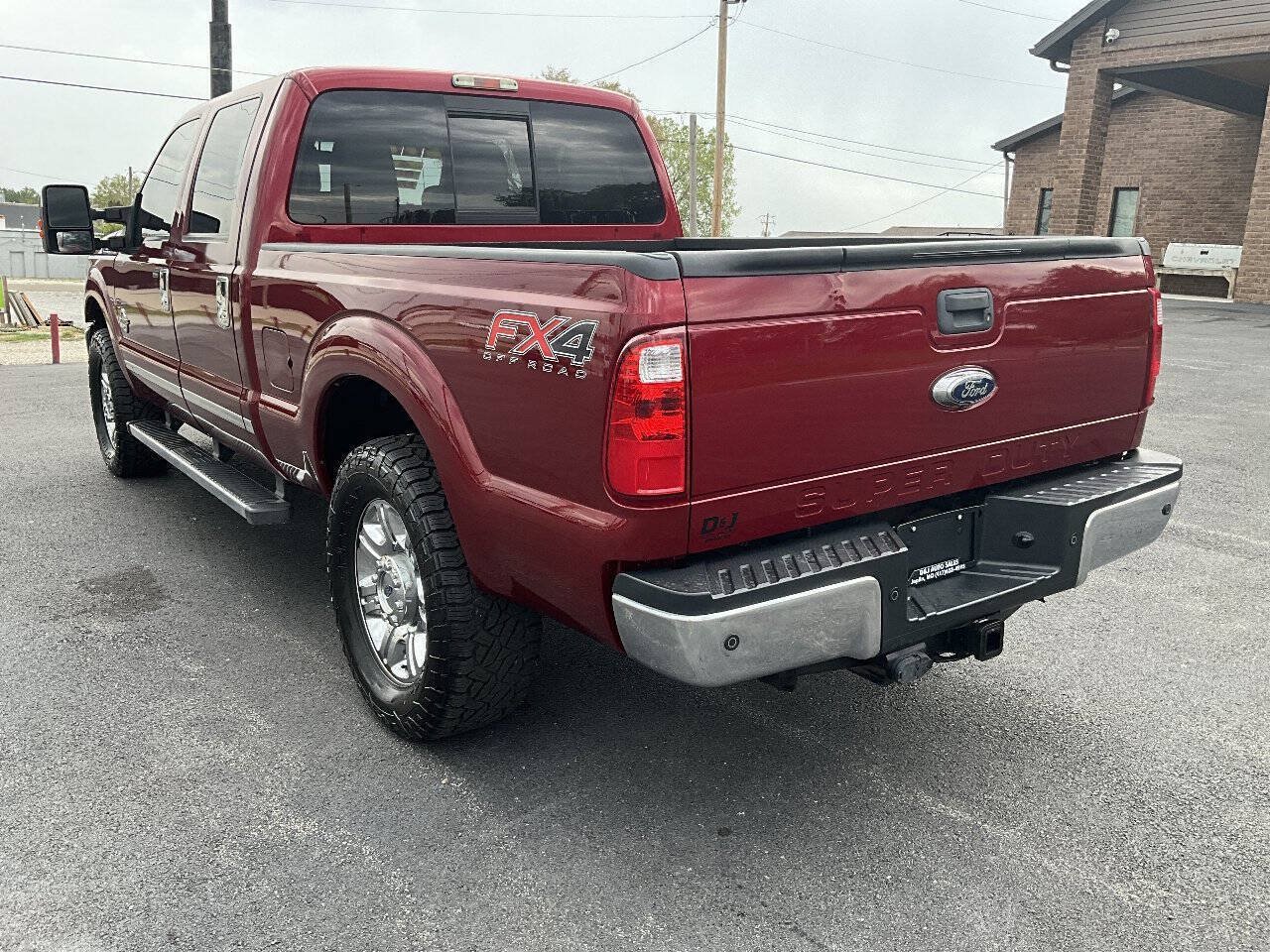 Used 2015 Ford F250 Lariat w/ Lariat Ultimate Package AWD/4WD image 3