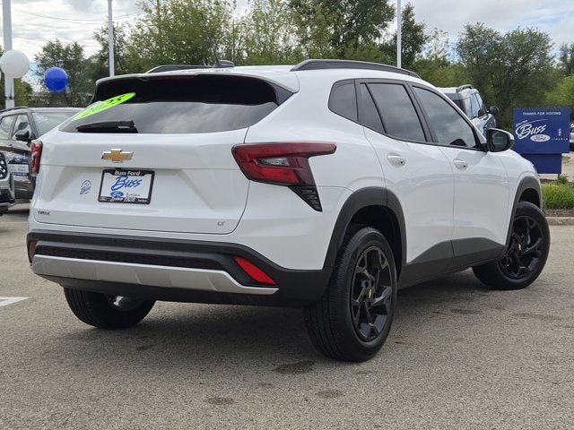 Used 2025 Chevrolet Trax LT w/ Driver Confidence Package FWD image 11