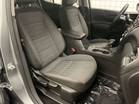 Used 2024 Chevrolet Equinox LT AWD/4WD image 20