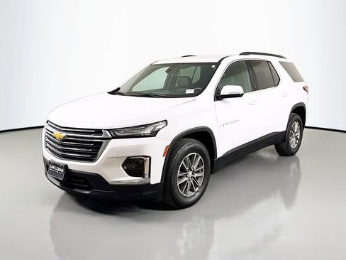 Used 2024 Chevrolet Traverse LT AWD/4WD image 3