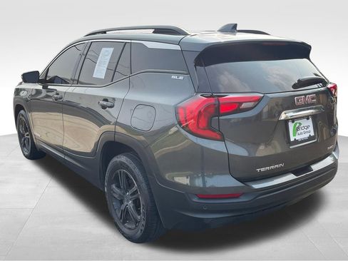 Used 2020 GMC Terrain SLE w/ Driver Convenience Package AWD/4WD image 5
