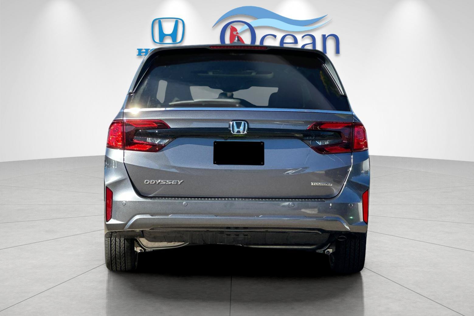 New 2027 Honda Odyssey Touring image 4