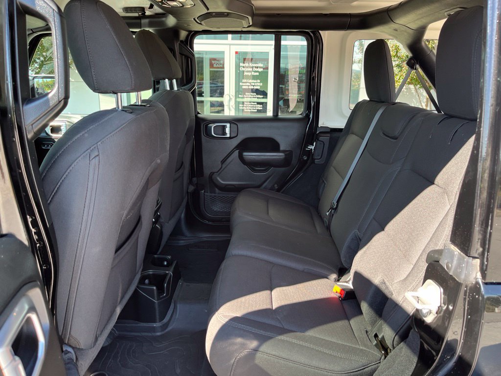 Used 2023 Jeep Wrangler Unlimited Sport AWD/4WD image 14