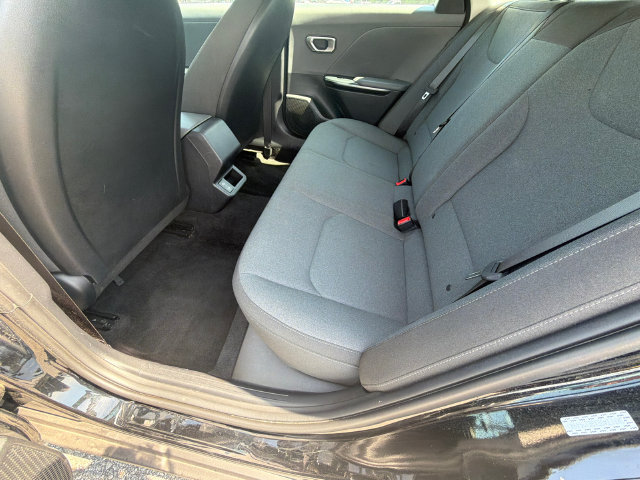 Used 2025 Kia K4 FWD image 20