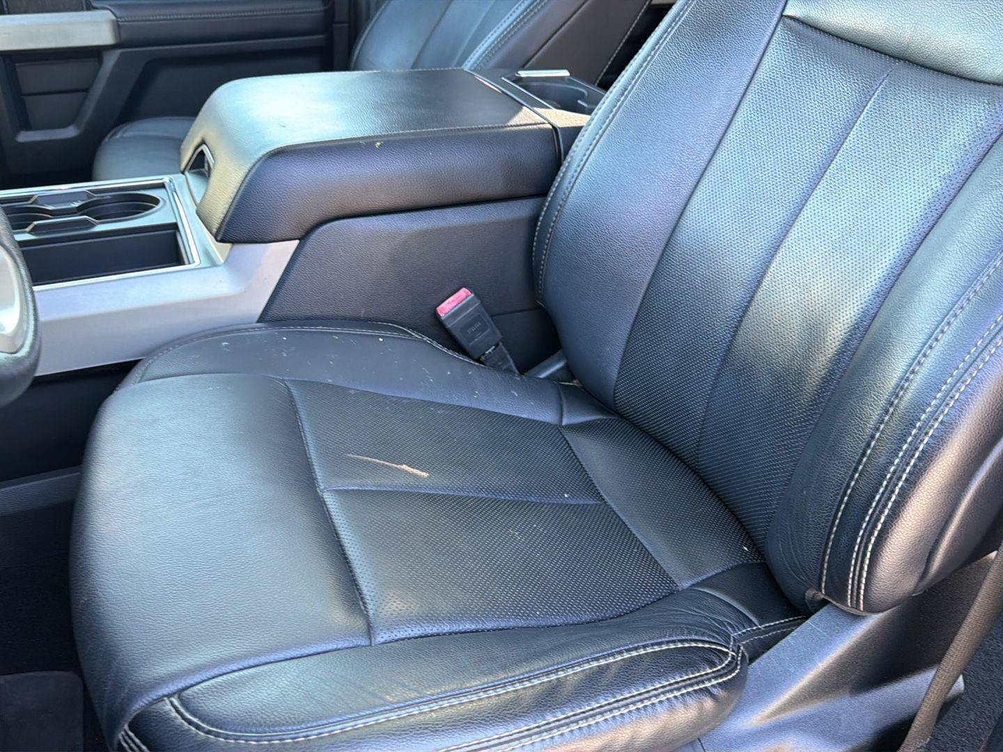 Used 2020 Ford F250 Lariat AWD/4WD image 32