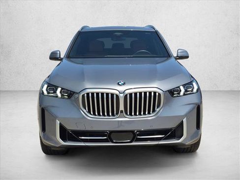 Used 2026 BMW X5 sDrive40i w/ Climate Comfort Package RWD image 2