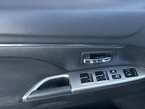 Used 2019 Mitsubishi Outlander Sport SE FWD image 11