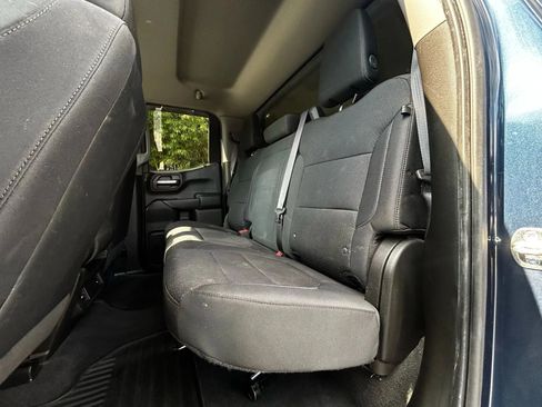 Used 2020 Chevrolet Silverado 1500 Custom w/ Trailering Package image 26